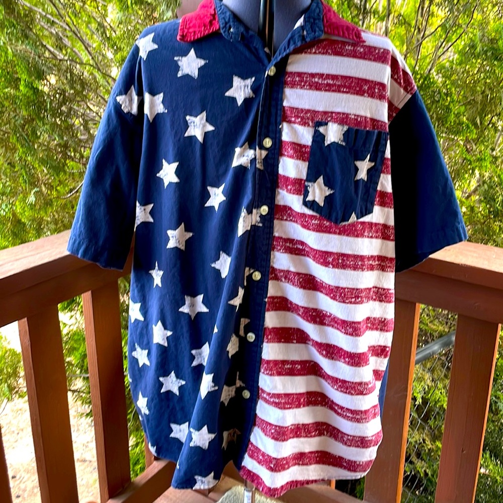 Men’s Casual American Flag Button Down. Brand: RedHead. Size XXL.